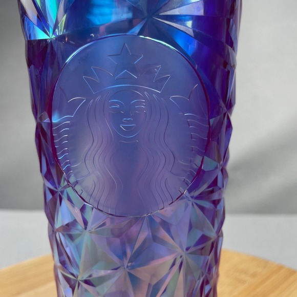 Starbucks Iridescent Gem Tumbler Cold Cup With Lid 24 Oz Purple Blue 2023 - Picture 2 of 16